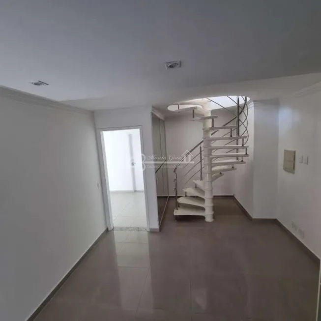 Foto 1 de Cobertura com 1 Quarto à venda, 83m² em Casa Branca, Santo André