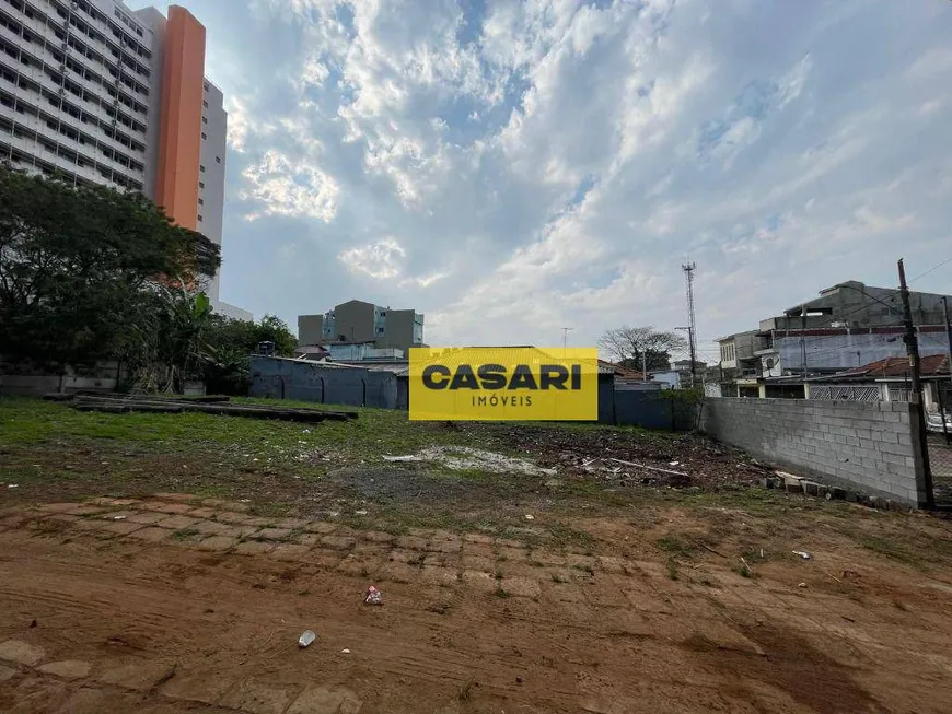 Foto 1 de Lote/Terreno à venda, 323m² em Campestre, Santo André