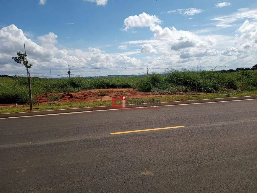 Foto 1 de Lote/Terreno à venda, 250m² em Colina do Castelo, Jaguariúna