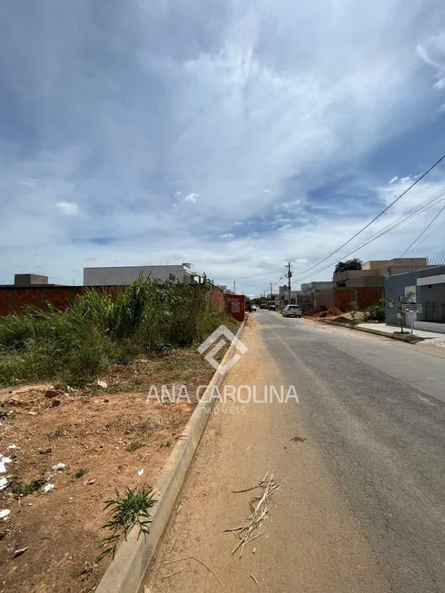 Foto 1 de Lote/Terreno à venda, 300m² em Major Prates, Montes Claros