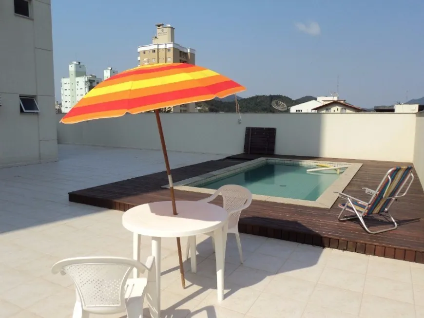 Foto 1 de Apartamento com 3 Quartos para alugar, 160m² em Centro, Balneário Camboriú