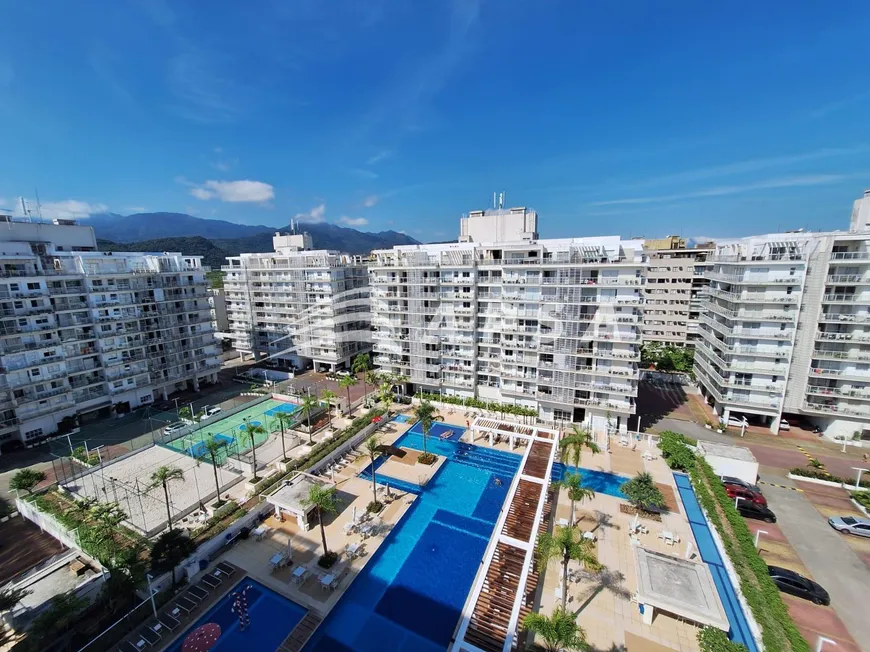 Foto 1 de Cobertura com 4 Quartos para alugar, 189m² em Recreio Dos Bandeirantes, Rio de Janeiro