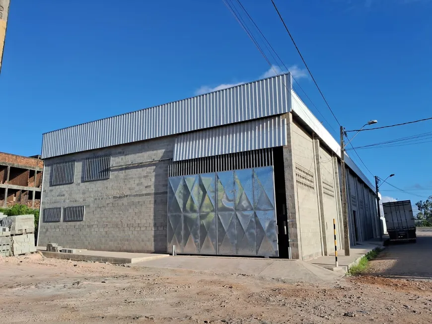 Foto 1 de Galpão/Depósito/Armazém para alugar, 1400m² em Ancuri, Fortaleza