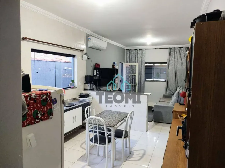 Foto 1 de Casa com 3 Quartos à venda, 147m² em Jardim Continental II, Taubaté