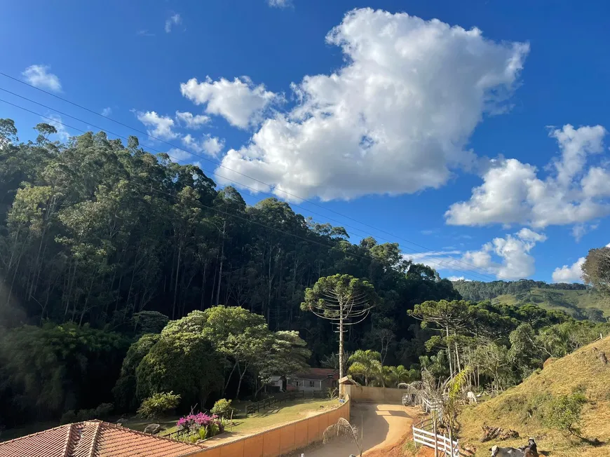 Foto 1 de Fazenda/Sítio à venda, 25770m² em Zona Rural, Delfim Moreira