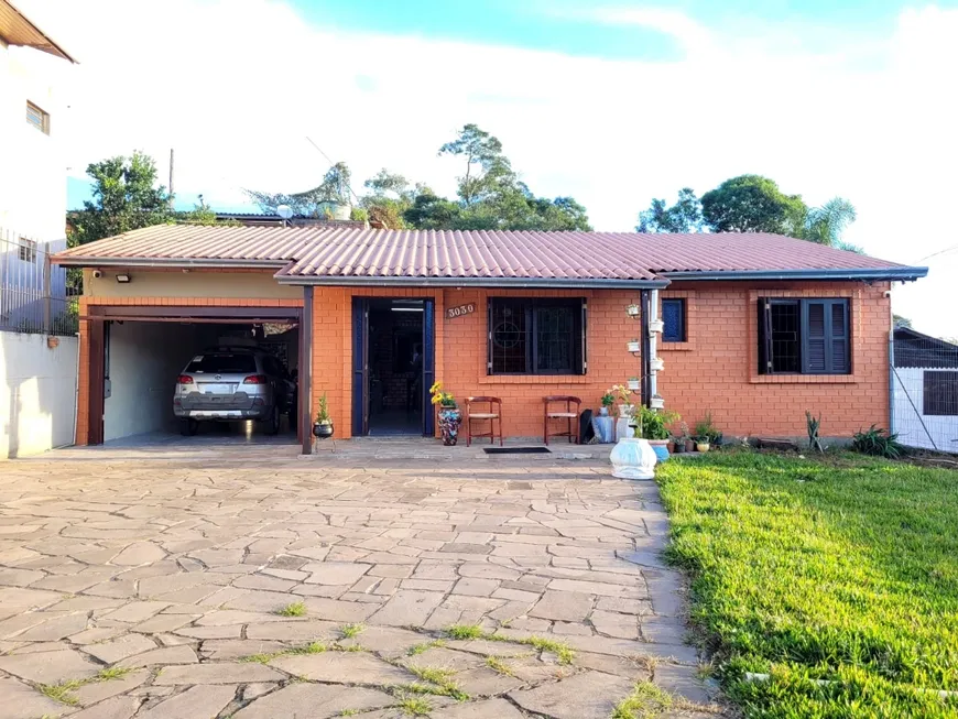 Foto 1 de Casa com 4 Quartos à venda, 177m² em Diamantino, Caxias do Sul