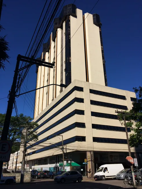 Foto 1 de Ponto Comercial para alugar, 28m² em Centro, Joinville