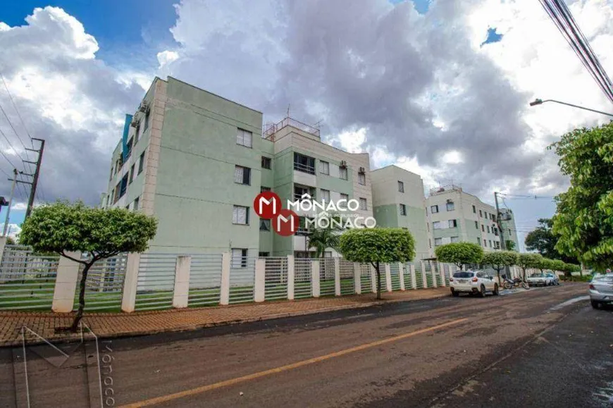 Foto 1 de Apartamento com 2 Quartos à venda, 54m² em Yara, Londrina