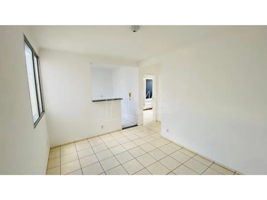 Foto 1 de Apartamento com 2 Quartos à venda, 50m² em Jardim Brasília, Uberlândia