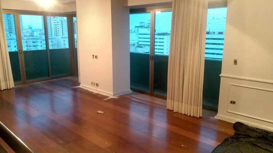 Foto 1 de Apartamento com 4 Quartos à venda, 253m² em Aclimação, São Paulo