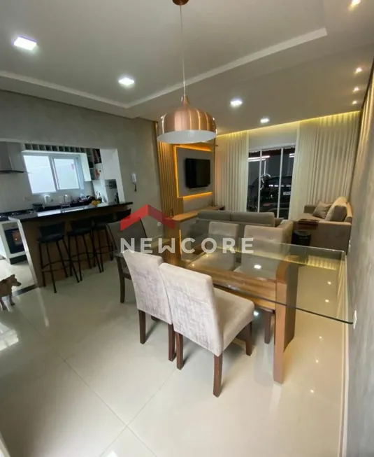 Foto 1 de Casa com 3 Quartos à venda, 165m² em Vila Rei, Mogi das Cruzes