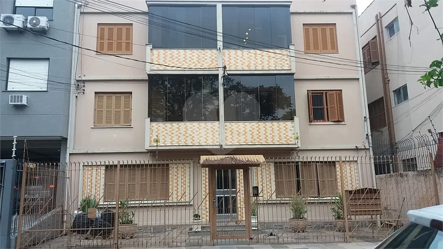 Foto 1 de Apartamento com 1 Quarto à venda, 40m² em Menino Deus, Porto Alegre