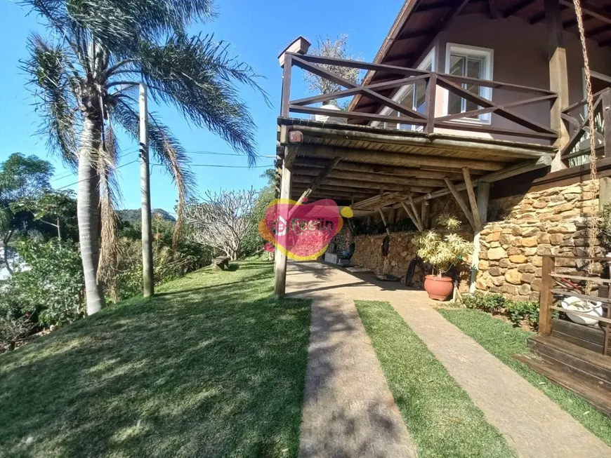 Foto 1 de Casa com 2 Quartos à venda, 160m² em Morro das Pedras, Florianópolis