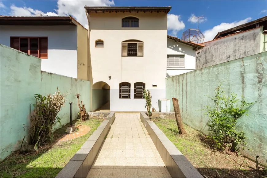 Foto 1 de Casa com 3 Quartos à venda, 130m² em Parque Fongaro, São Paulo