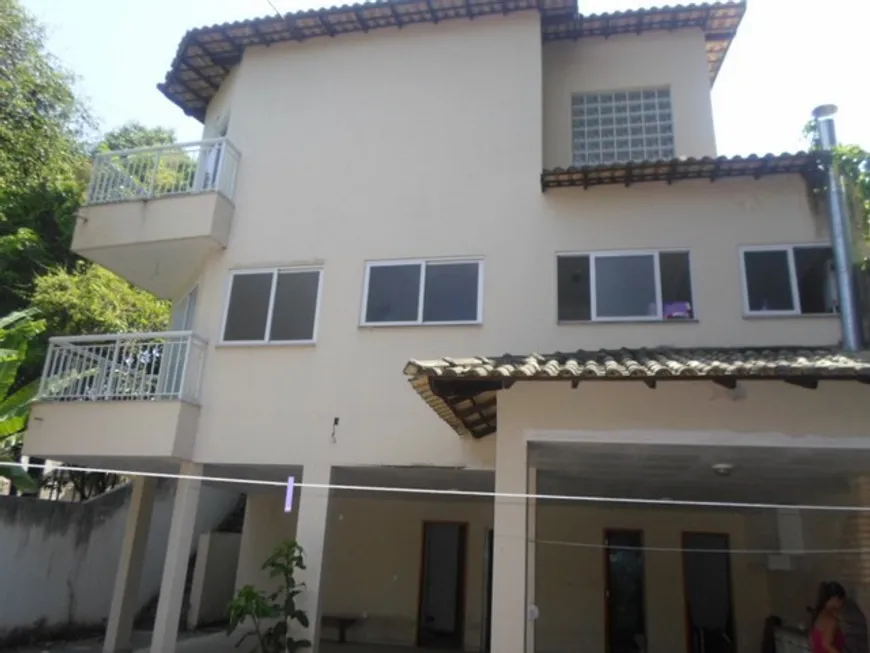 Foto 1 de Casa com 4 Quartos à venda, 120m² em Maceió, Niterói