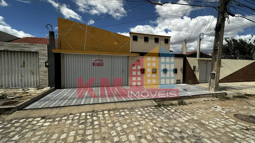 Foto 1 de Casa com 4 Quartos à venda, 250m² em Abolicao, Mossoró