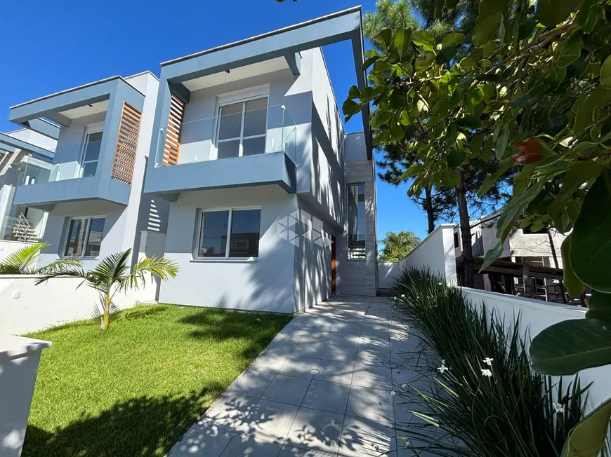 Foto 1 de Casa com 3 Quartos à venda, 127m² em Campeche, Florianópolis