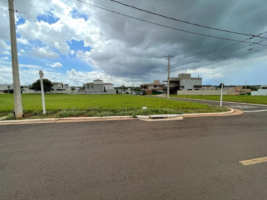 Foto 1 de Lote/Terreno à venda, 455m² em Noroeste, Campo Grande