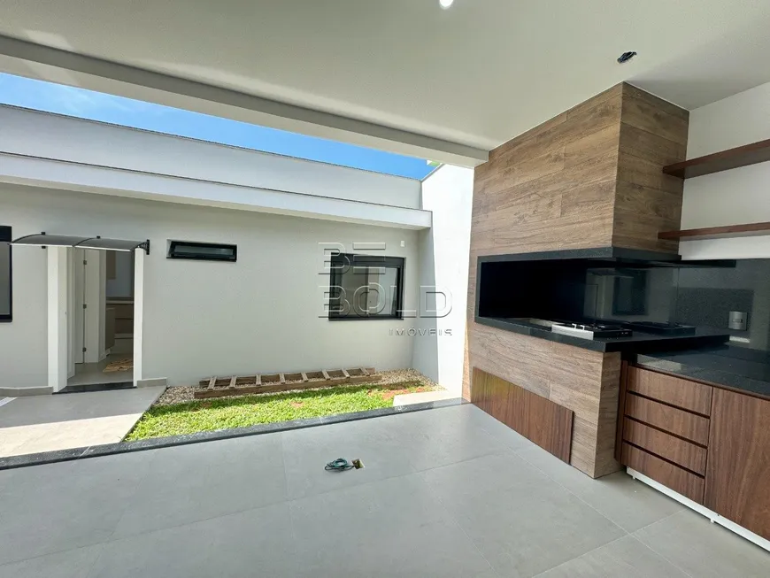 Foto 1 de Casa com 3 Quartos à venda, 200m² em Capoeiras, Florianópolis