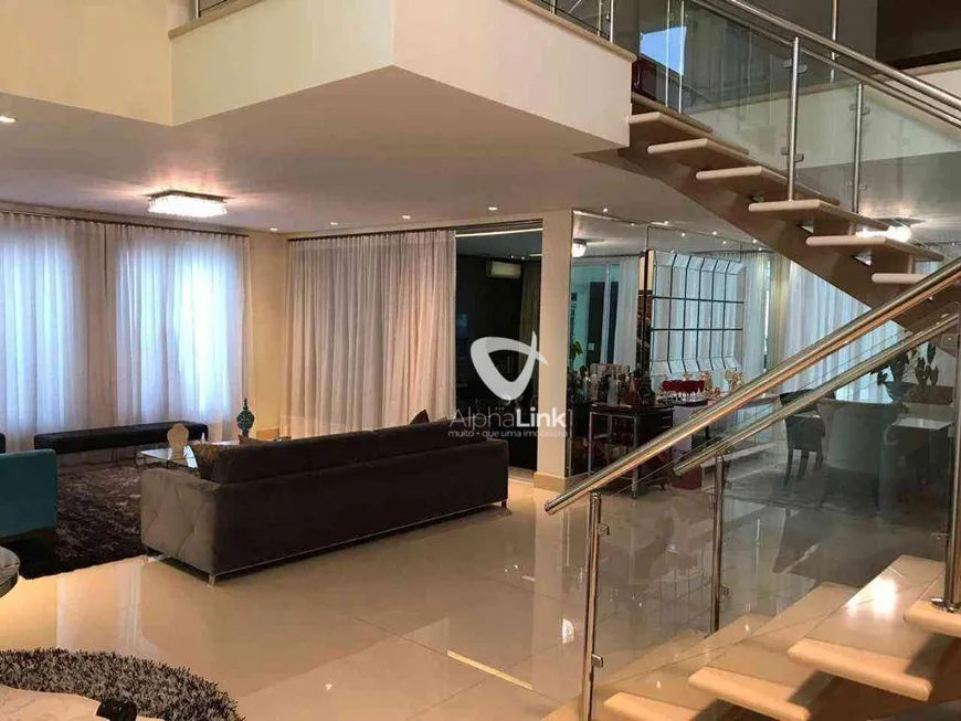 Foto 1 de Casa de Condomínio com 4 Quartos à venda, 675m² em Alphaville, Barueri