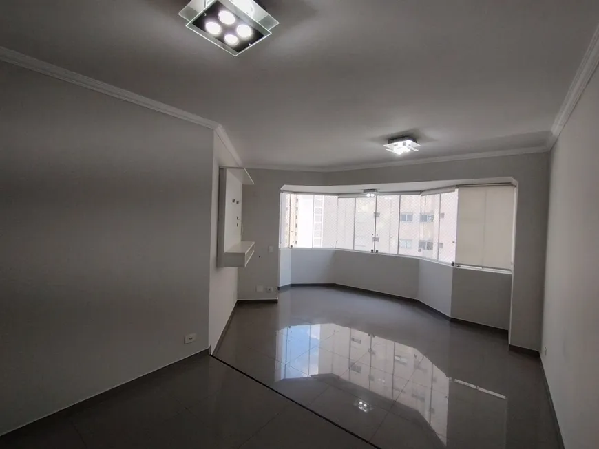 Foto 1 de Apartamento com 4 Quartos para alugar, 130m² em Vila Romana, São Paulo