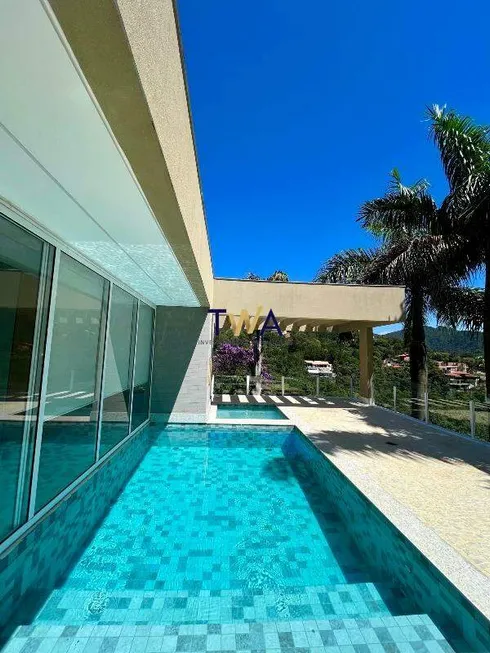 Foto 1 de Casa de Condomínio com 3 Quartos à venda, 437m² em Vila  Alpina, Nova Lima