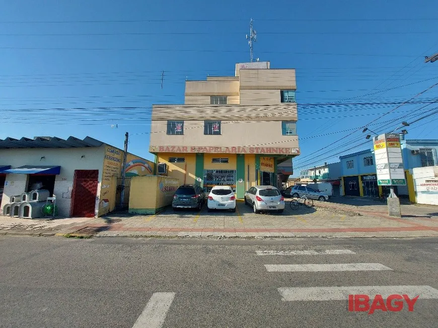 Foto 1 de Sala Comercial para alugar, 94m² em Rio Caveiras, Biguaçu