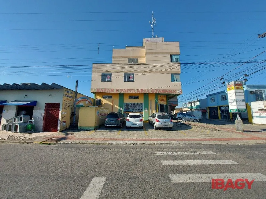 Foto 1 de Sala Comercial para alugar, 97m² em Rio Caveiras, Biguaçu