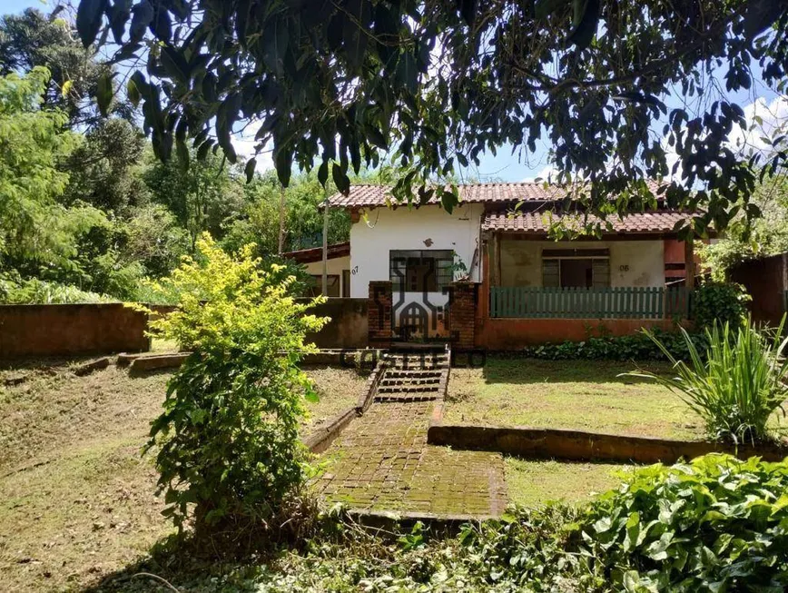 Foto 1 de Fazenda/Sítio com 9 Quartos à venda, 10000m² em Zona Rural, Ibiporã