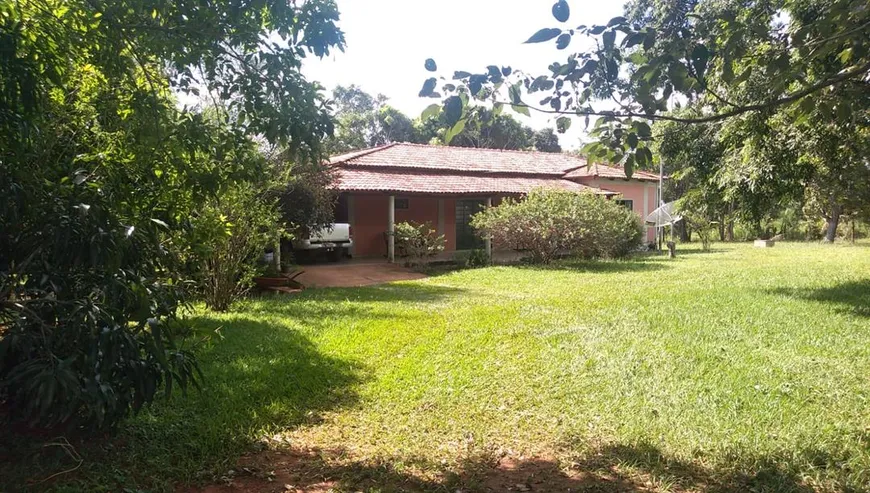 Foto 1 de Fazenda/Sítio com 3 Quartos à venda, 225m² em Setor Central , Bela Vista de Goiás