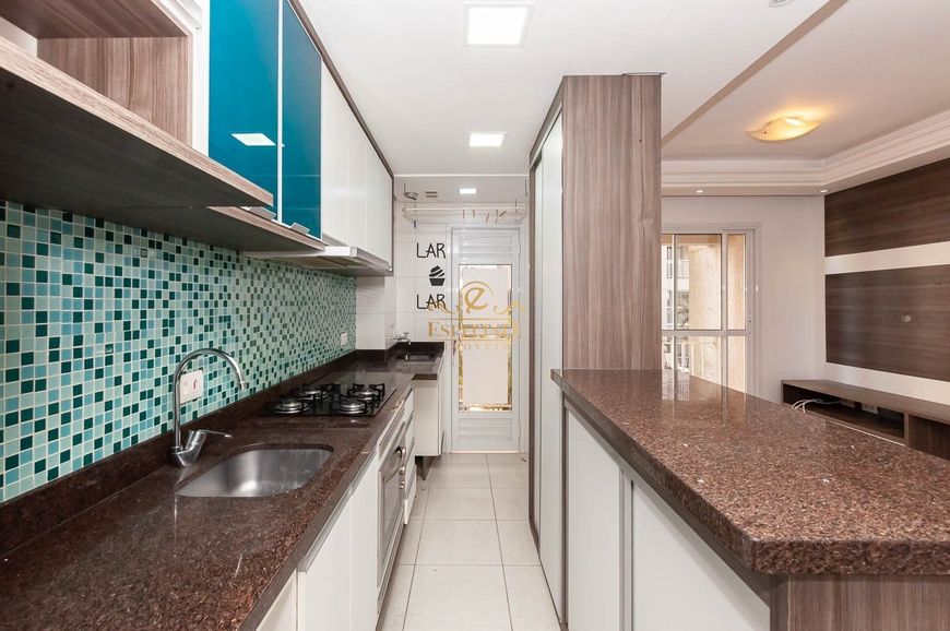 Foto 1 de Apartamento com 2 Quartos para alugar, 48m² em Capão Raso, Curitiba