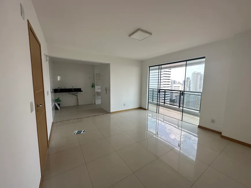 Foto 1 de Apartamento com 2 Quartos à venda, 77m² em Umarizal, Belém