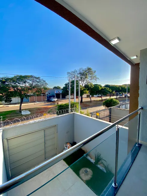 Foto 1 de Sobrado com 3 Quartos à venda, 124m² em Residencial Brisas da Mata, Goiânia