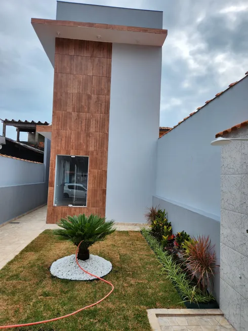 Foto 1 de Sobrado com 2 Quartos à venda, 119m² em , Mongaguá