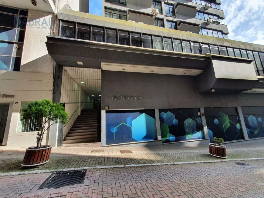 Foto 1 de Sala Comercial para alugar, 35m² em Centro, Florianópolis