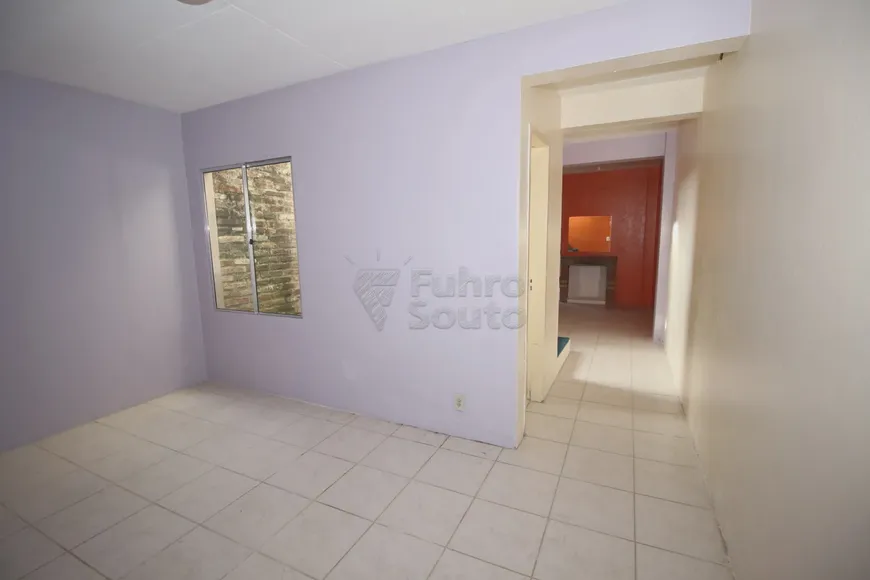 Foto 1 de Casa com 2 Quartos à venda, 166m² em Centro, Pelotas