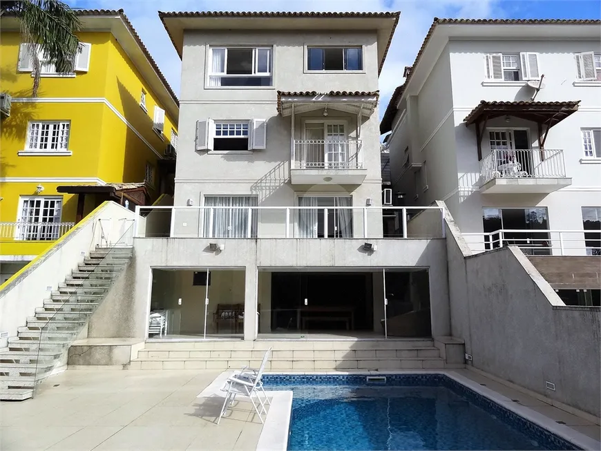 Foto 1 de Casa de Condomínio com 3 Quartos à venda, 350m² em Horto Florestal, São Paulo