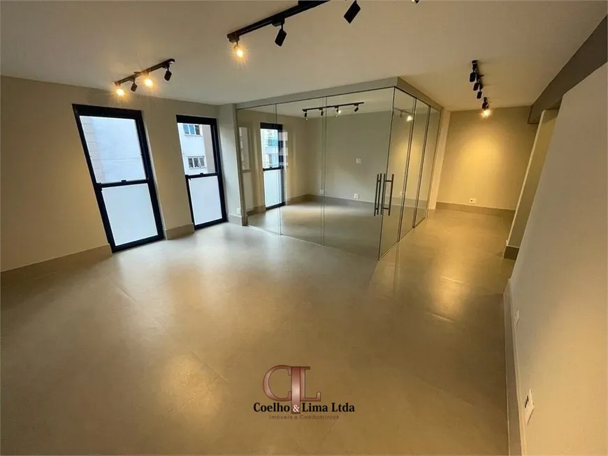 Foto 1 de Apartamento com 2 Quartos à venda, 82m² em Moema, São Paulo