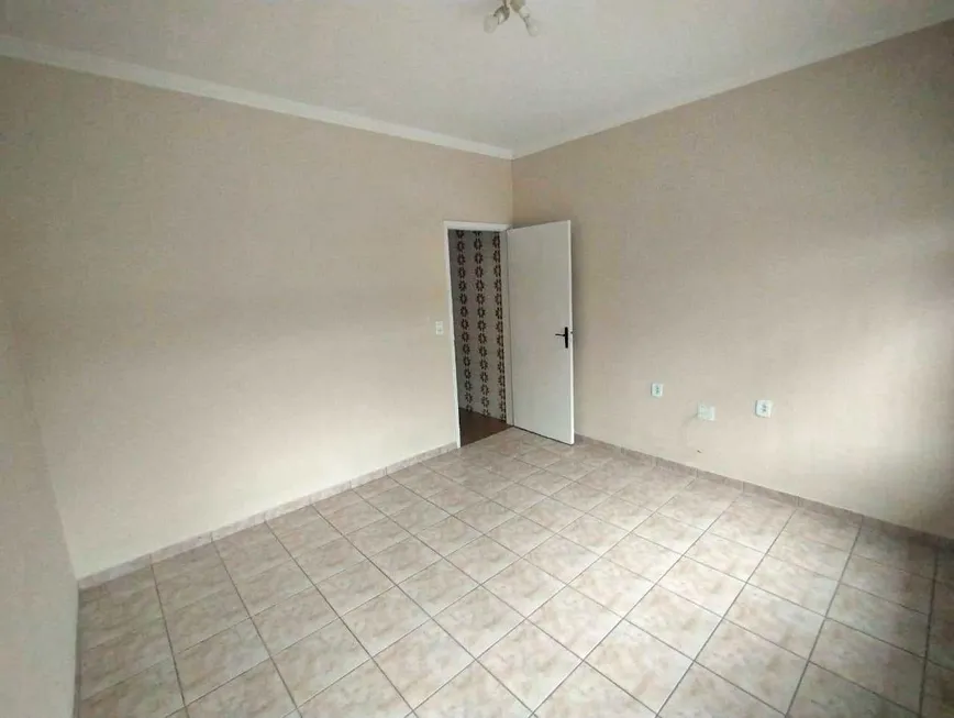 Foto 1 de Casa com 2 Quartos à venda, 132m² em Canto do Forte, Praia Grande