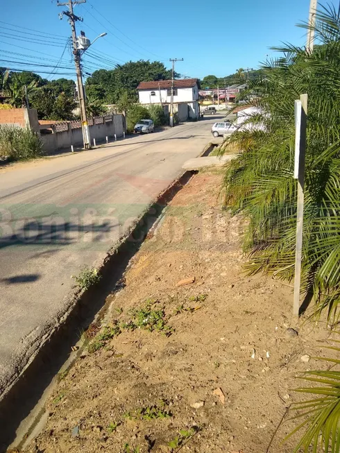 Foto 1 de Lote/Terreno à venda, 450m² em Rio Seco, Saquarema