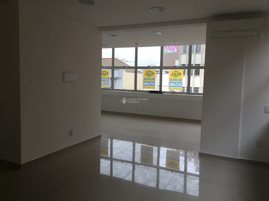 Foto 1 de Sala Comercial à venda, 47m² em São Geraldo, Porto Alegre