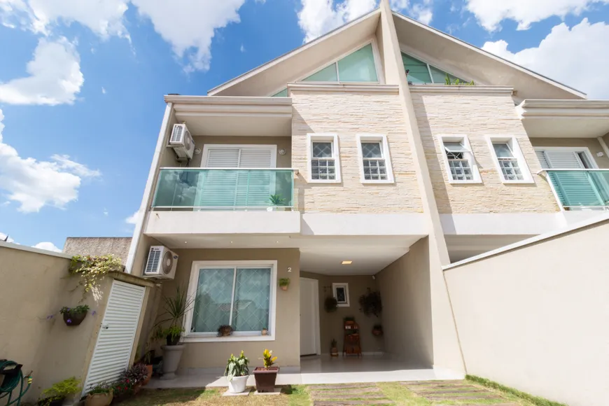 Foto 1 de Casa de Condomínio com 4 Quartos à venda, 155m² em Bacacheri, Curitiba