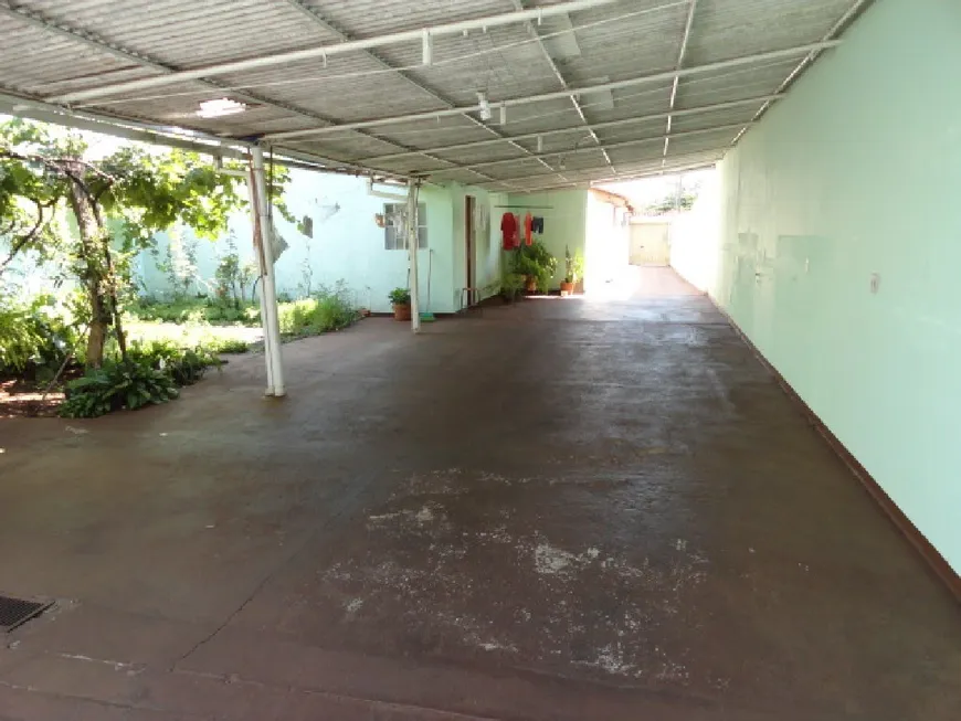 Foto 1 de Casa com 6 Quartos à venda, 286m² em Ipiranga, Ribeirão Preto