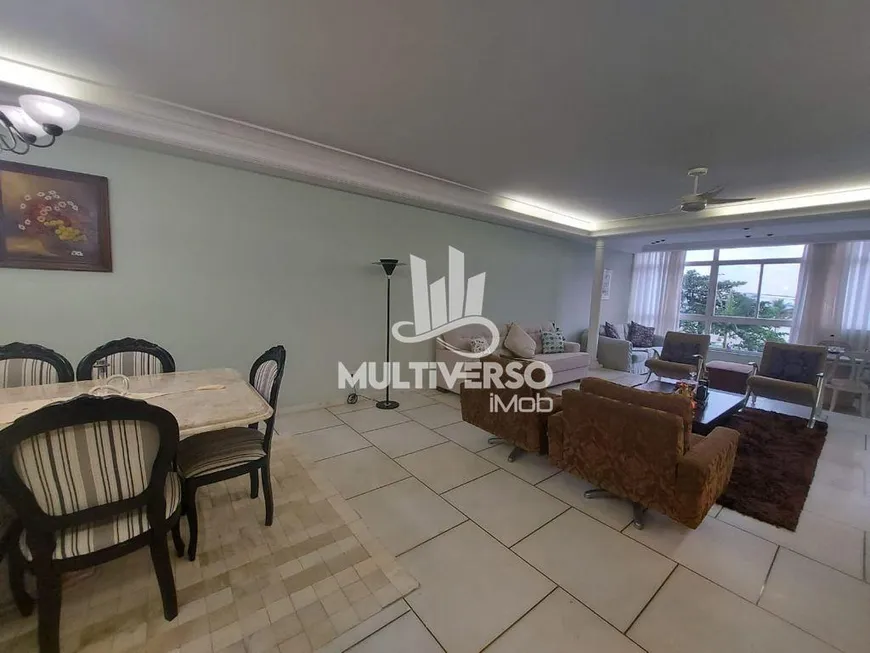 Foto 1 de Apartamento com 3 Quartos à venda, 205m² em Gonzaga, Santos