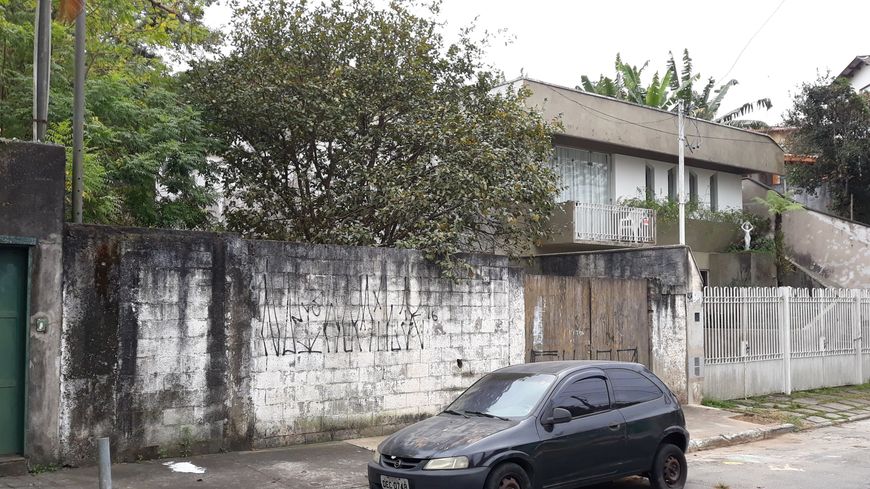 Foto 1 de Lote/Terreno à venda, 550m² em Jardim Peri-Peri, São Paulo