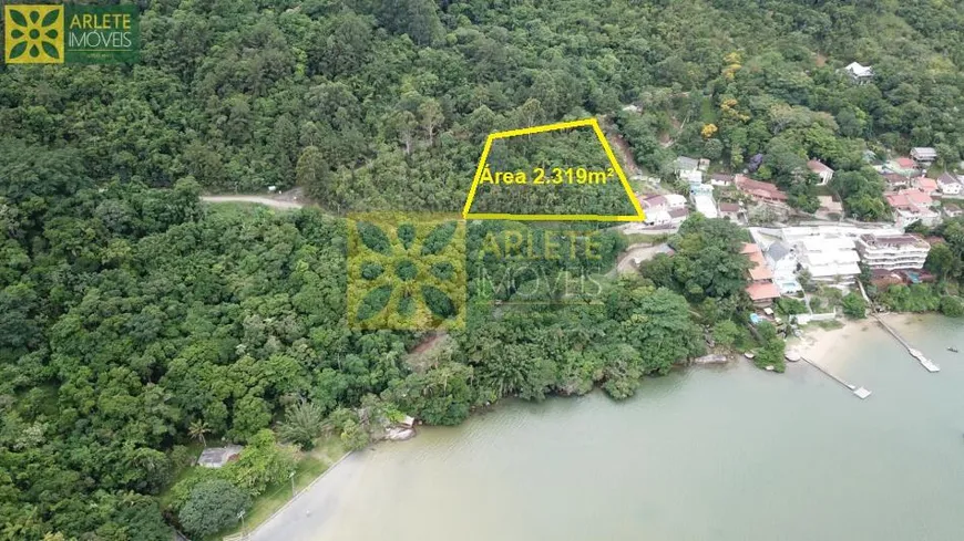 Foto 1 de Lote/Terreno à venda, 2319m² em Araçá, Porto Belo