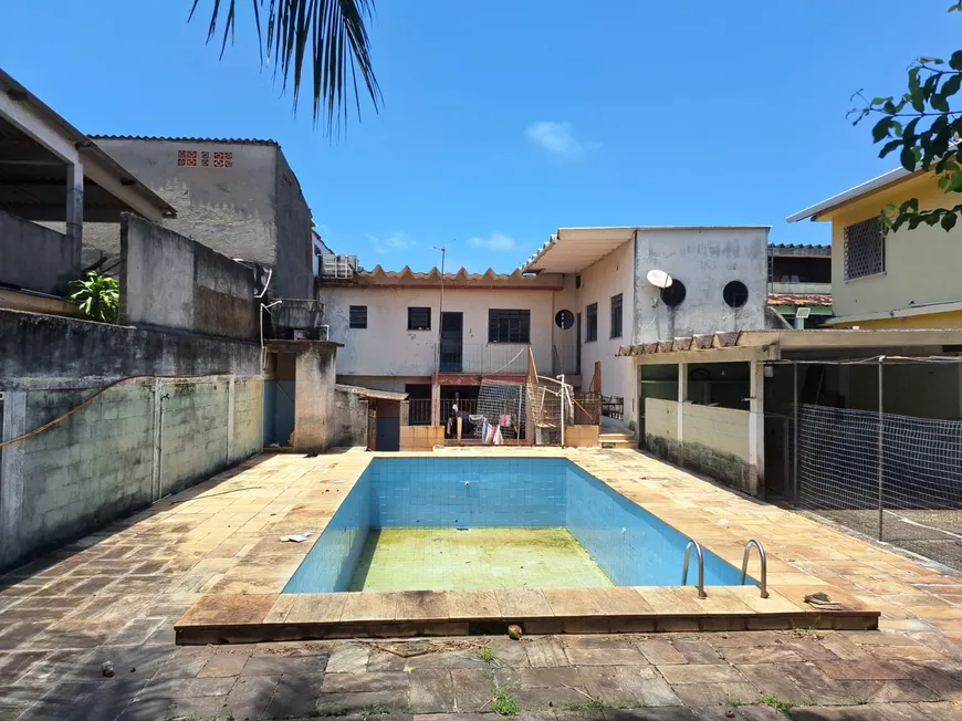 Foto 1 de Casa com 4 Quartos à venda, 600m² em Sepetiba, Rio de Janeiro