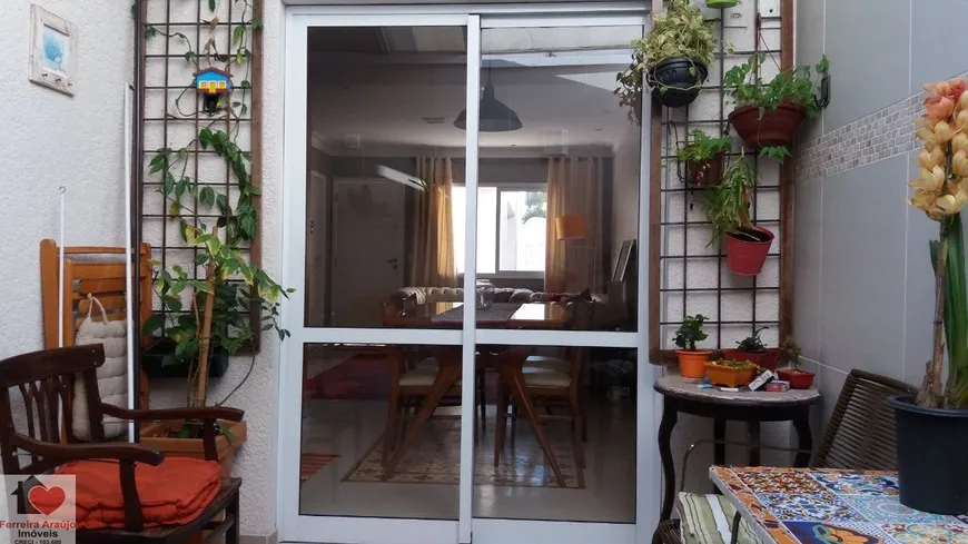 Foto 1 de Casa com 3 Quartos à venda, 117m² em Vila Marari, São Paulo