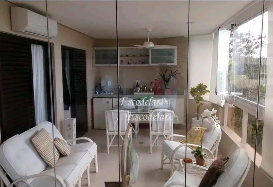 Foto 1 de Apartamento com 4 Quartos à venda, 170m² em Morro Sorocotuba, Guarujá