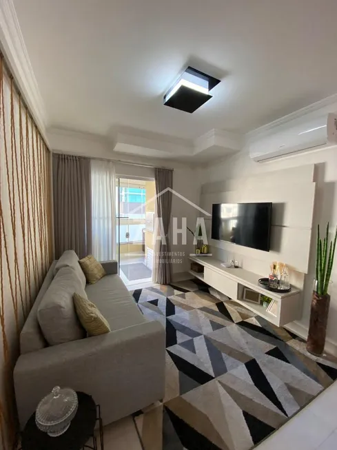 Foto 1 de Apartamento com 2 Quartos à venda, 79m² em Meia Praia, Itapema